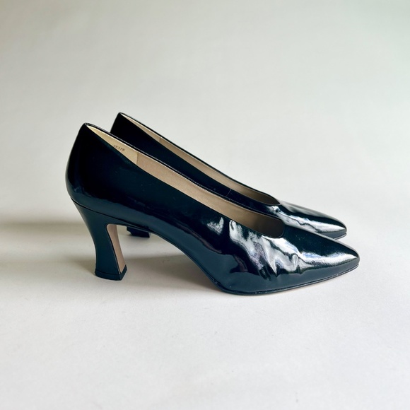Laura Scott Black Patent Leather Classic Heels size 10 - Picture 2 of 16